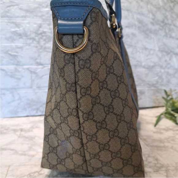 Gucci Tan and Blue Signature Tote Bag - Picture 9 of 16